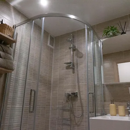 Danes Skveras, Jaukus Apartamentai Centre *
