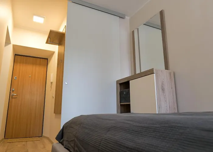 Danes Skveras, Jaukus Apartamentai Centre Апартаменты *
