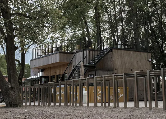 Danes Skveras, Jaukus Apartamentai Centre Апартаменты *