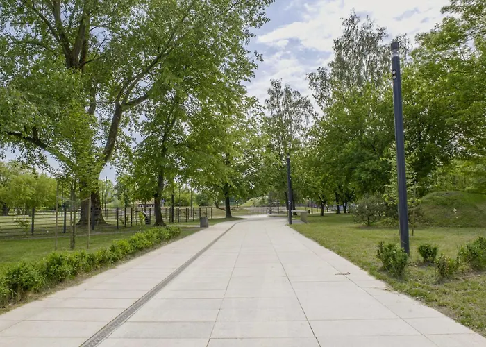 Danes Skveras, Jaukus Apartamentai Centre